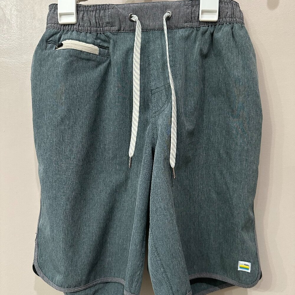 Vuori Men's Green Banks Unlined Shorts 7.5" inseam Size S